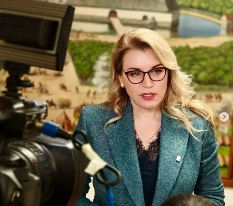 Kad nije u &scaron;tiklama bira tenisice, obožava kelj varivo i fa&scaron;irance: 'Korektor je moj saveznik'