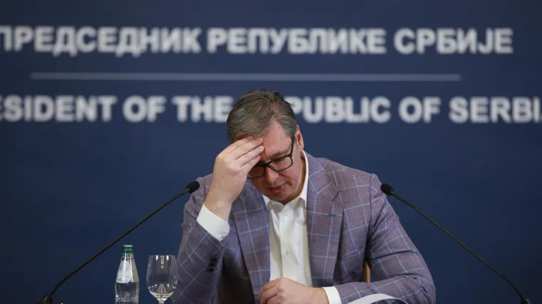 Bijes u srpskim medijima: 'Vučić se na&scaron;ao na listi za odstrel. Crtaju mete na čelo!'