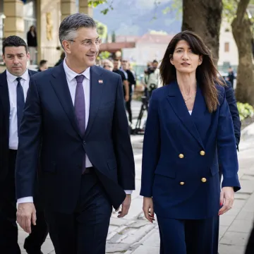 Premijer Plenković u Mostaru, očekuje se njegova izjava za medije