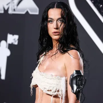 Glumica optužila Katy Perry za seksualno uznemiravanje: 'Napala me je u klubu'