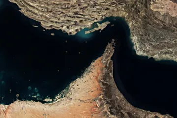 Tanker pod američkim sankcijama pro&scaron;ao Hormuzom, Vance: 'Postignut napredak u pregovorima'