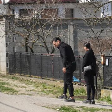 Slomljeni Darko Lazić objavio nikad viđenu snimku pokojnog brata: 'Jo&scaron; čekam da se pojavi&scaron;'