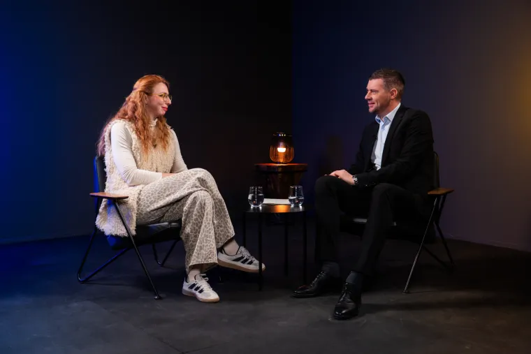 Hrvati sve vi&scaron;e izbjegavaju vijesti, a prostor preuzimaju dezinformacije