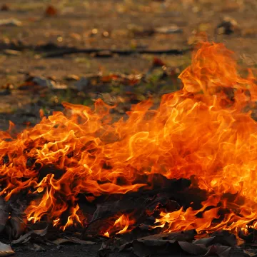 Prijeti joj do 19.900 eura kazne! Nasred ceste u Međimurju uzela baklju i napravila kaos