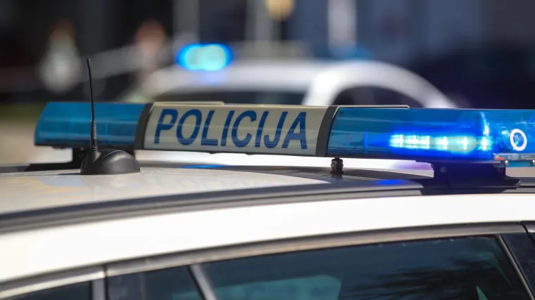 Strava u Rijeci: Žena (39) preminula u stanu, policija privela mu&scaron;karca