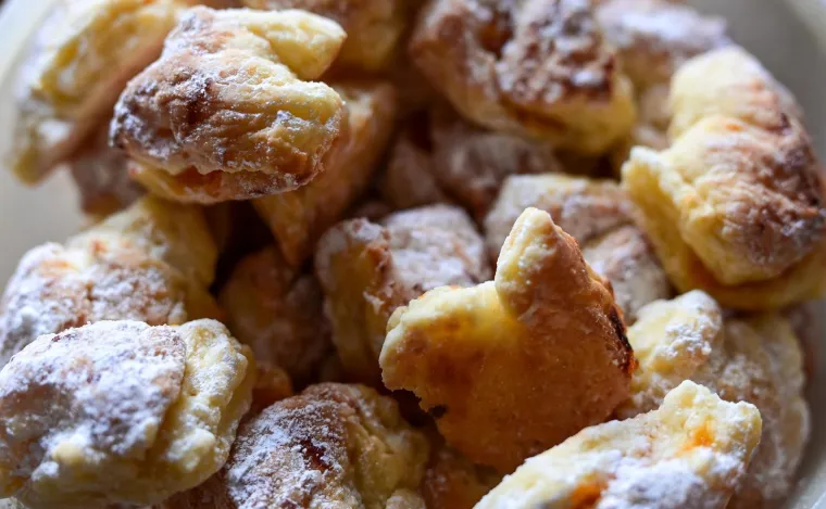 Volite li i vi desert koji je odu&scaron;evio Biserkine goste? Donosimo dva tradicionalna recepta