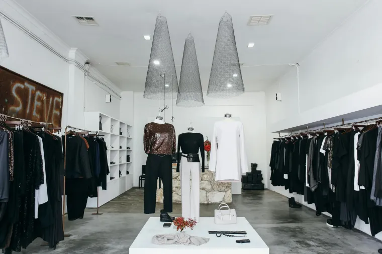 &Scaron;est komada odjeće koje stručnjaci nikada ne kupuju po punoj cijeni: 'Zavr&scaron;e na rasprodaji'