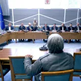 Politička kriza trese Hrvatskom, sijevaju optužbe: Hoće li stvar rije&scaron;iti 'golub pismono&scaron;a'?