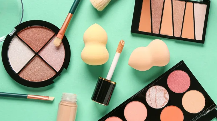 [KVIZ] Ako ima&scaron; svoju beauty rutinu i voli&scaron; se &scaron;minkati, ova pitanja će biti prelaka za tebe