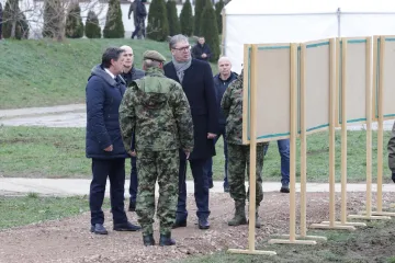 Vučić najavio vojni rok, cure pravila za ročnike: Brkovi su dozvoljeni, a brada samo za jedne