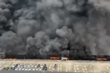 Stra&scaron;ni prizori buktinje u kineskoj garaži, vatra je gutala sve