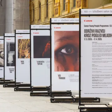 Uvid je u kreativno stvarala&scaron;tvo učenika fotografskog odjela &Scaron;kole primijenjene umjetnosti i dizajna na temu održivog razvoja