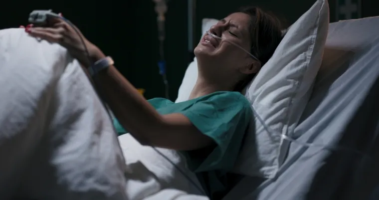 Tijekom carskog reza dobila bakteriju koja jede meso: 'Dali su mi 12 sati života'