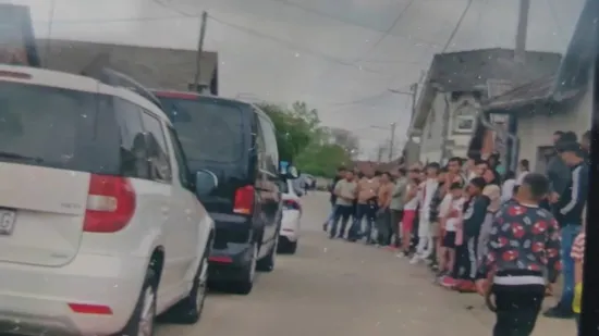 U masovnoj tučnjavi ozlijeđena osoba, mjesto pod opsadom policije: Bilo je pucanja?