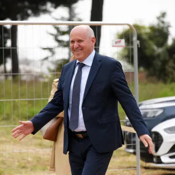 Ovako ministar Bačić opravdava tezu da je, za mladu osobu, stan od 18 kvadrata dovoljan