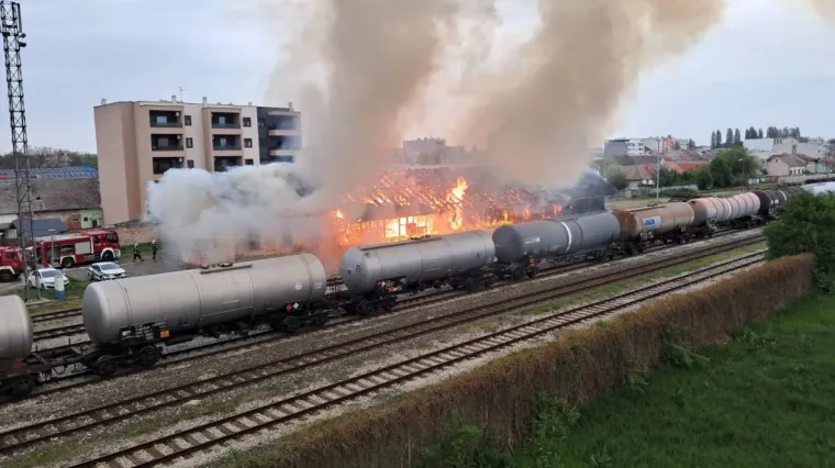 Otkriven uzrok velikog požara skladi&scaron;ta HŽ-a u Osijeku: 'Jako nam je pomogao novi dron'