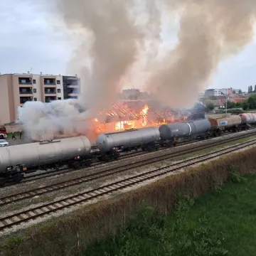 Otkriven uzrok velikog požara skladi&scaron;ta HŽ-a u Osijeku: 'Jako nam je pomogao novi dron'