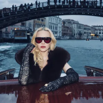 Kraljica popa se vratila: Madonna najavila nastavak jednog od svojih najvećih albuma