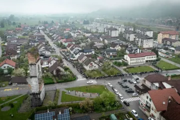 Susjedi satima čekali u koloni da se upi&scaron;u kod liječnice: 'Ovo nije red za pra&scaron;ak za rublje'