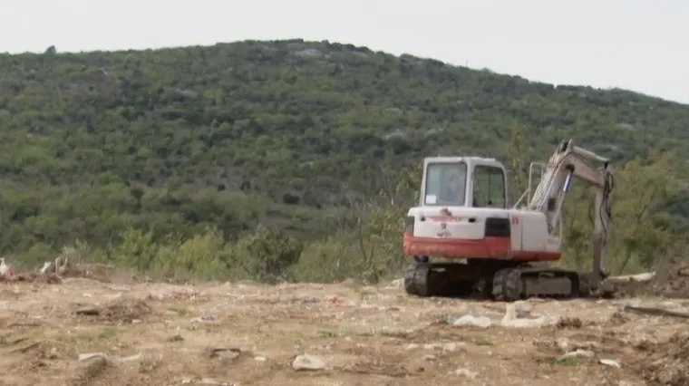 Velika akcija policije u Dalmaciji, uhićene dvije osobe: 'Bilo je i paljenja otpada&hellip;'