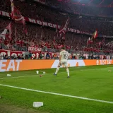 Luda koreografija i sila legendi u ložama: Pogledajte nestvarne scene s neponovljive utakmice