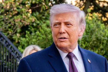 Trump objavio usred noći: 'Sutra će se dogoditi ne&scaron;to čega nije bilo 34 godine'