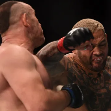 Uhićen slavni MMA borac: Isplivali detalji, prijetio je ženi smrću