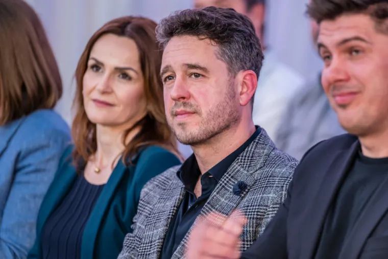 Struka poslala snažnu poruku antikomunikatoru godine