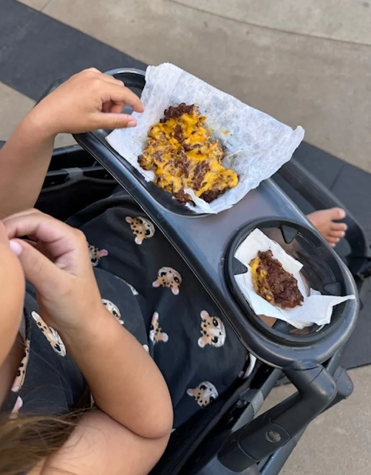 Hrani djecu samo mesom i priprema ih za treći svjetski rat: 'Stvar je u preživljavanju'