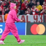 Legenda kipti na svog igrača zbog odjevne kombinacije: 'Dobiti će bukvicu'