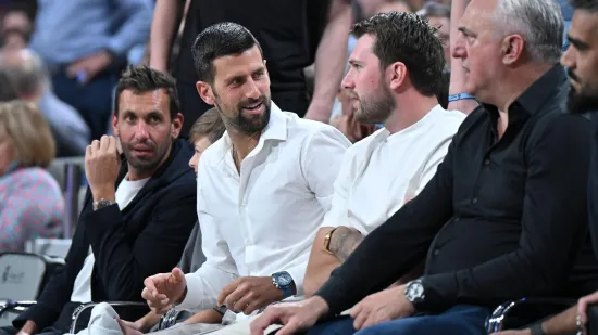 Uhvatili Đokovića na utakmici, a on im poručio: 'Nisam dobro, pogotovo ne nakon one trice'