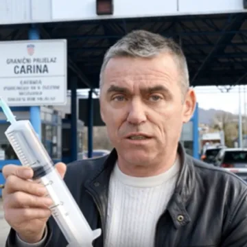 &Scaron;prajc doznao iz MUP-a: Planira se uvesti čipiranje Srba, UJO će im ubacivati pod kožu