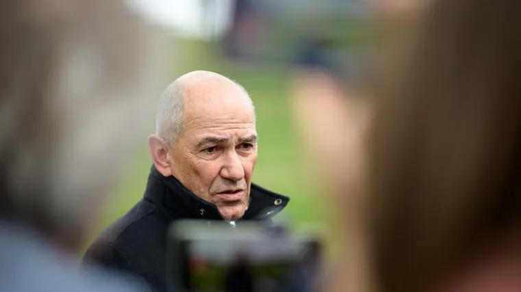 Veliki obrat u susjedstvu: &Scaron;ef demokrata naglo prekinuo pregovore, premijer ipak Jan&scaron;a?!