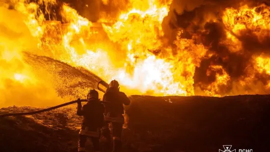 Požar buknuo na naftnom terminalu u ruskoj regiji Krasnodar, gasi ga vi&scaron;e od 200 vatrogasaca