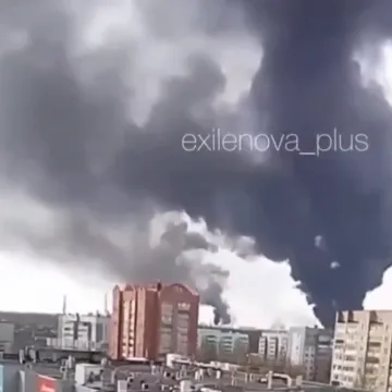 Gusti dim iznad Krima, pojavile se snimke napada: Zatresao ih je niz eksplozija