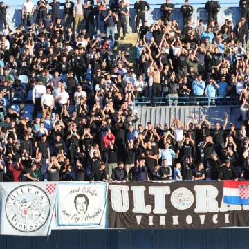 U Vinkovcima osvanuo mural legendarnog nogometa&scaron;a