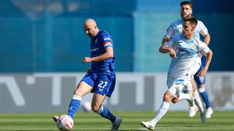 Rijeka s igračem manje uzela bod u ludom derbiju protiv Dinama