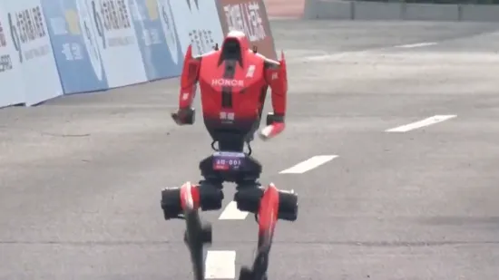 Robot sru&scaron;io ljudski rekord u polumaratonu, pogledajte snimku: 'Zaista impresivno'
