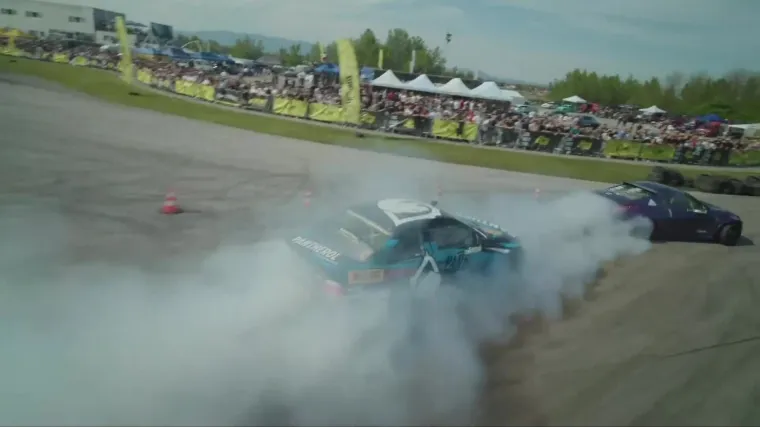 Kakav spektakl na DONUT Driftu: Ru&scaron;io autom gume, sve se zadimilo