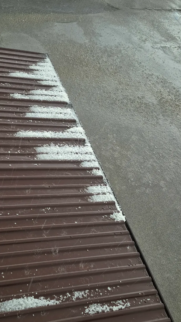 Sloveniju pogodilo nevrijeme s tučom, obilne oborine sve poplavile! DHMZ: 'Prijeti i Hrvatskoj'