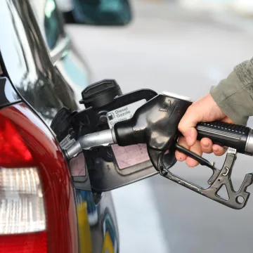 Litra benzina 75 centi? Da, evo gdje vozači najmanje plaćaju gorivo u Europi