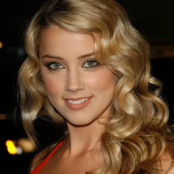 Ljubila žene, zavela Muska i s Deppom vodila žestoku bitku: Lijepa Amber slavi rođendan