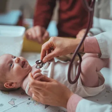 Pravilo patronažne sestre za posjete bebi izazvalo raspravu: 'Niste to zaslužili'