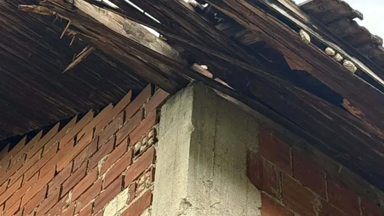 Grom udario kuću tijekom nevremena, vatrogasci objavili fotografije