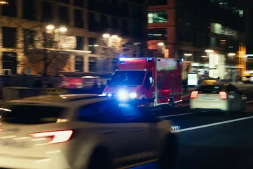 Majka i kćeri blizanke (18) poginule u stravičnom sudaru s kamionom: Jedan je detalj misterij