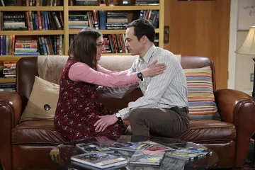 Emotivna uspomena: Objavljena dosad neviđena fotografija sa seta serije 'Teorije velikog praska'