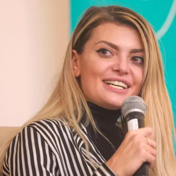 Ella Dvornik brutalno o braku: 'Zamislim da imam 90 i pitam se - Je li vrijedilo?'