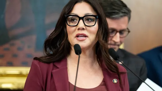 Imala seks aferu s članom osiguranja i pila na radnom mjestu? Trumpova ministrica dala otkaz