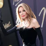 Nju stvarno dugo nismo vidjeli: Sestra Michaela Jacksona &scaron;okirala izgledom na premijeri