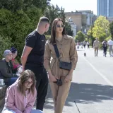 Kad se pojavi ovakva brineta, sve ostalo pada u drugi plan: Lijepa legica ukrala show